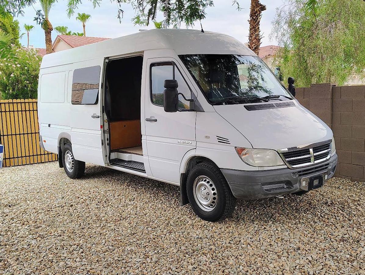 Used 2005 Dodge Sprinter Camper Van