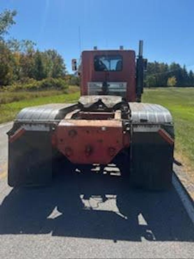 Used 1985 Peterbilt 359