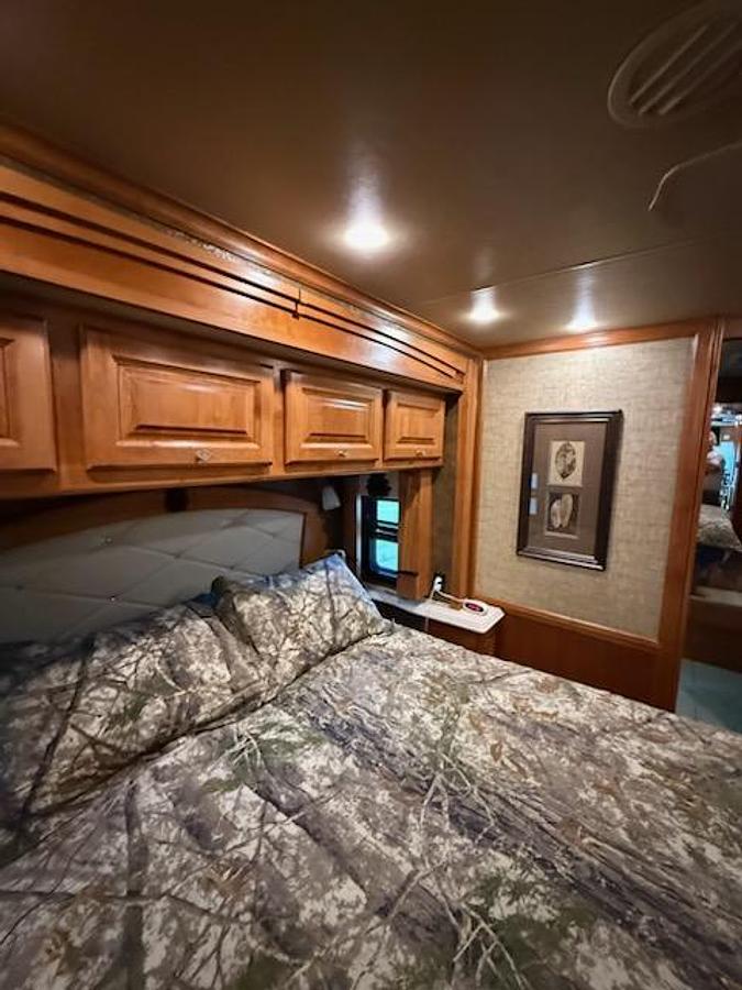 Used 2015  Tiffin Motorhomes Phaeton 42LH Class A Motorhome