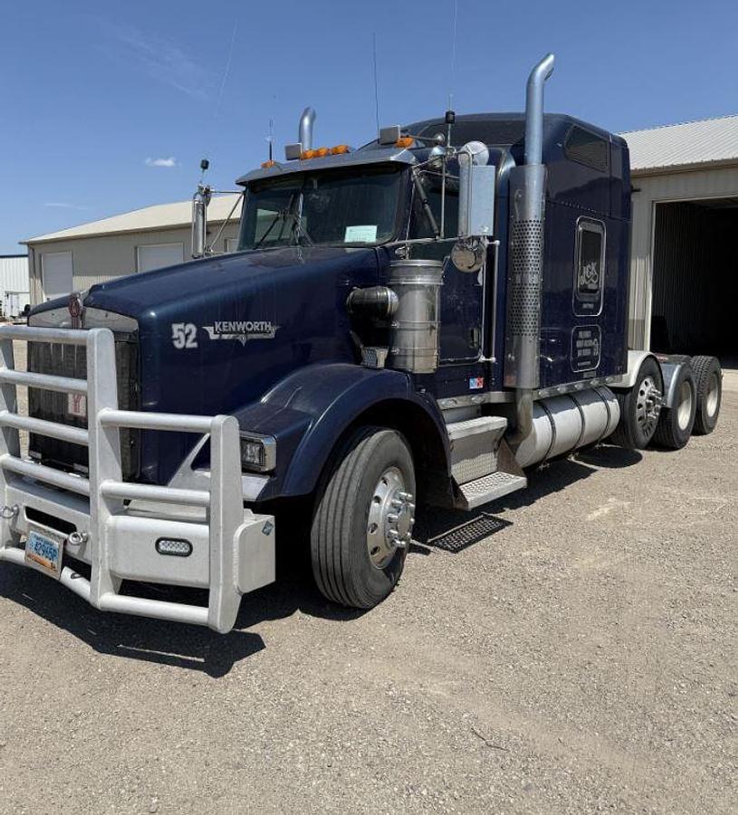 Used 2005 KENWORTH T800