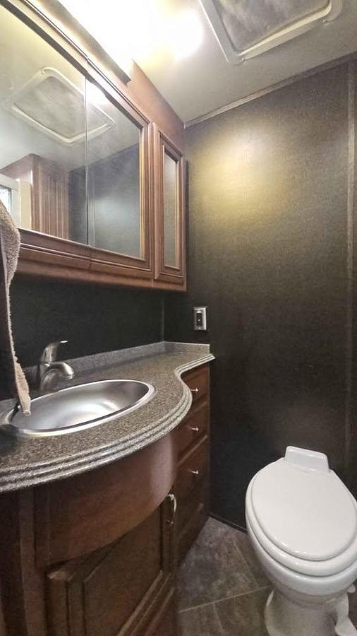 Used 2014 Newmar Ventana LE3436