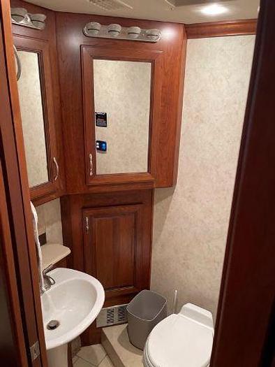 Used 2011 American Coach American Tradition 42M