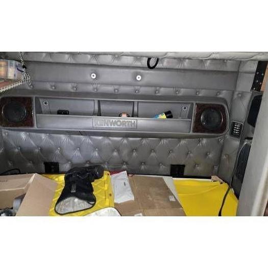 Used 2014 KENWORTH T700