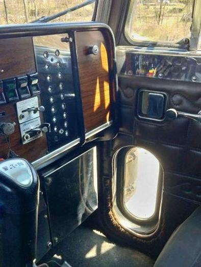 Used 1984 Peterbilt 359