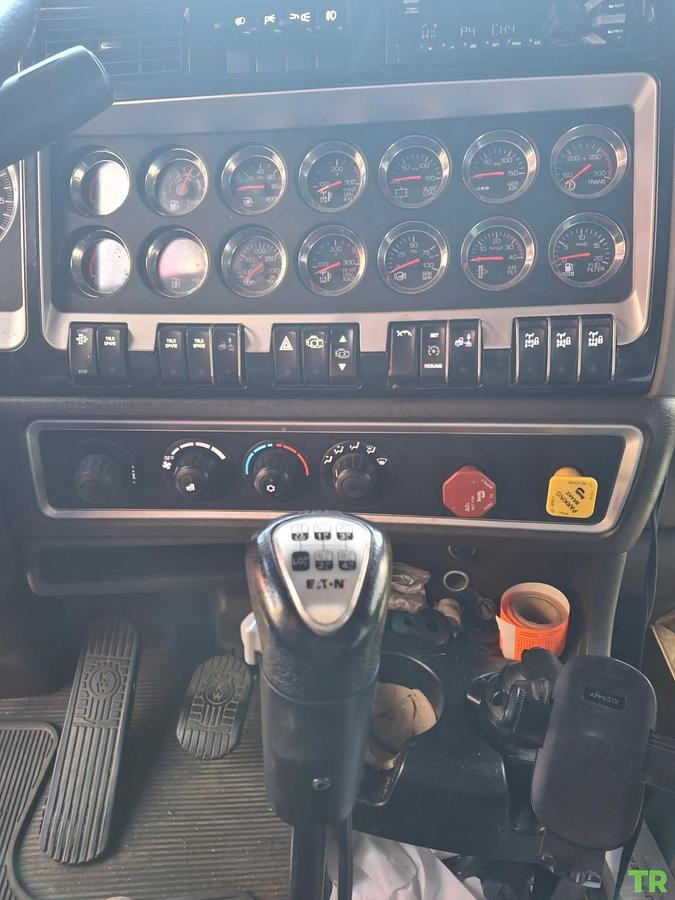 Used 2021 Kenworth W900 Sleeper Truck