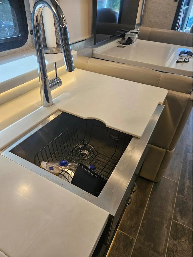 Used 2023 Thor Tuscany 45BX