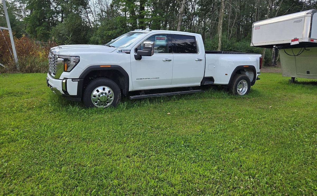 Used 2024 GMC Sierra 3500HD Denali With Trailer