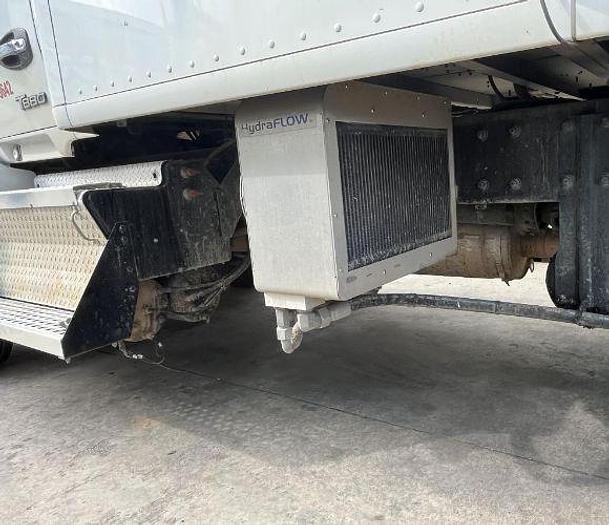 Used 2022 KENWORTH T880