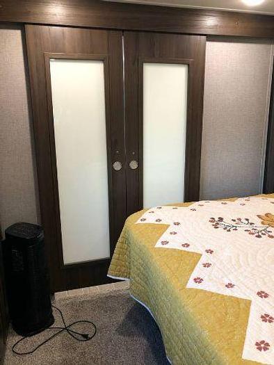 Used 2019 Keystone Avalanche 382FL