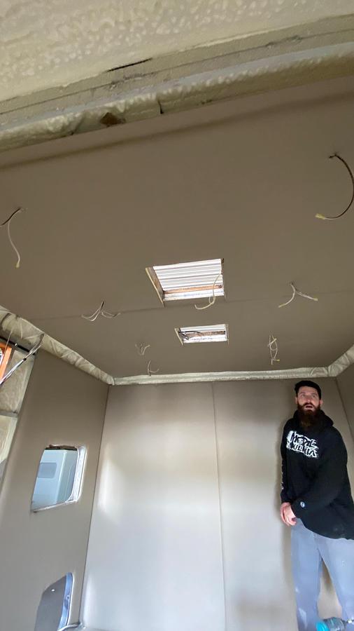 Used 2000 Kenworth W900 Conventional Sleeper Semi