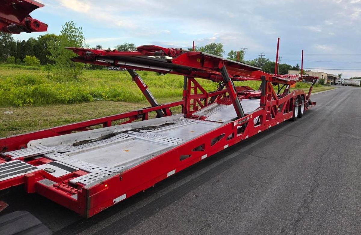 Used 2021 Peterbilt 389