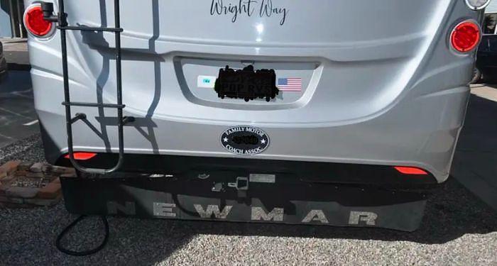 Used 2017 Newmar Bay Star 3401