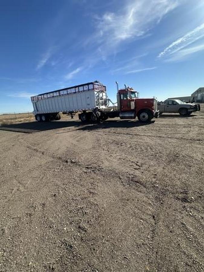 Used 2006 Peterbilt