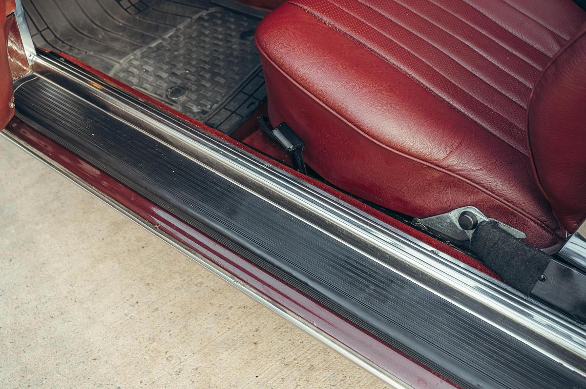 Used 1988 Mercedes Benz 560sl