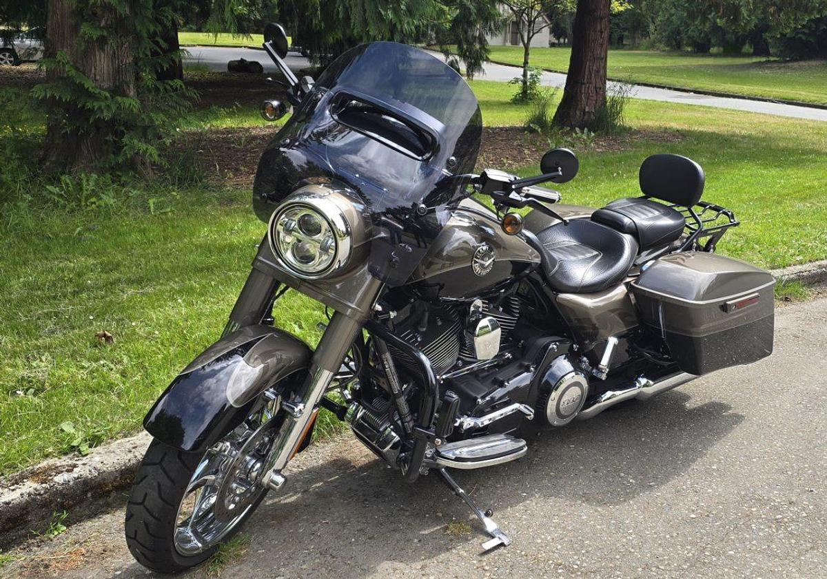 Used 2014 Harley Davidson Road King