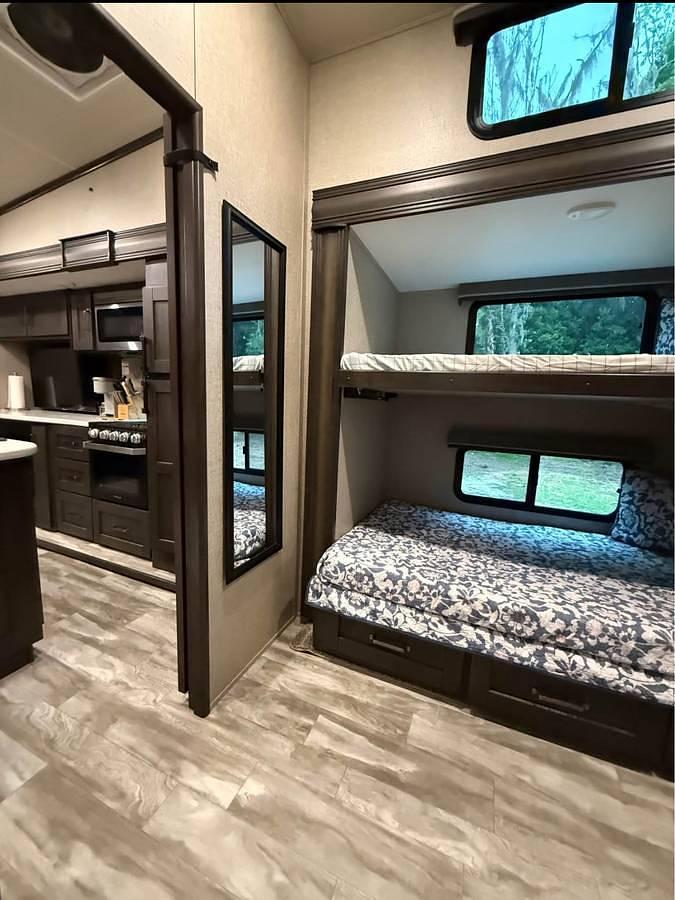 Used 2021 Grand Design Reflection 31MB