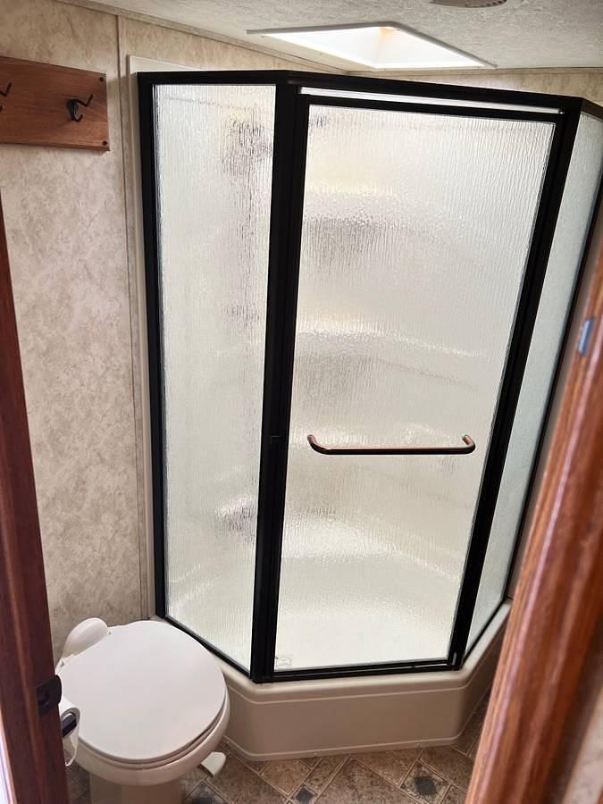 Used 2015 Keystone Montana Fifth Wheel