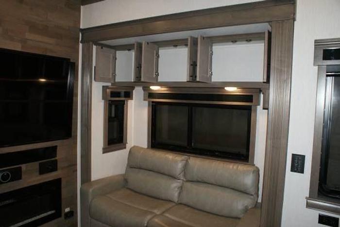 Used 2021 Forest River Riverstone 42FSKG