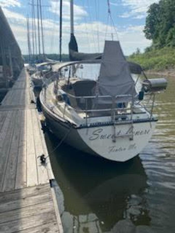 Used 1984 S2 Sailing Yacht