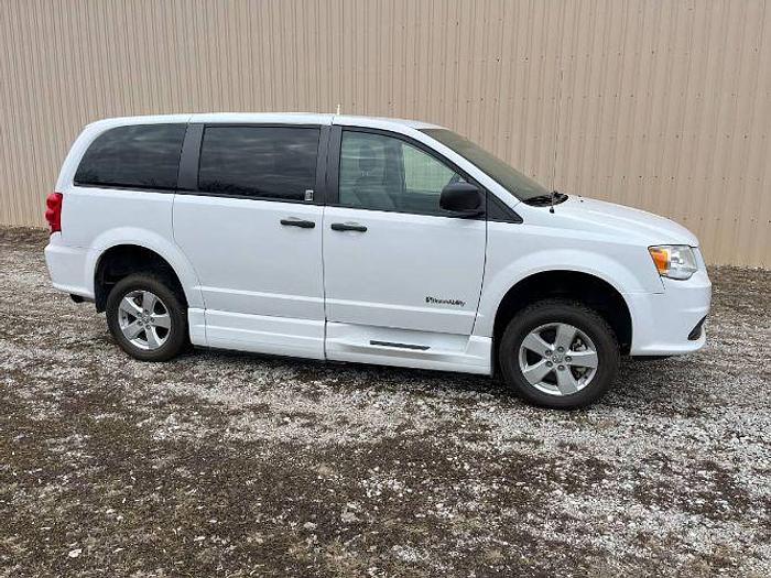 Used 2019 Dodge Grand Caravan SE 2019 Handicap Accessible van