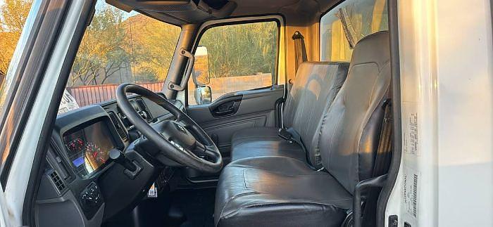 Used 2020 INTERNATIONAL MV Box Truck