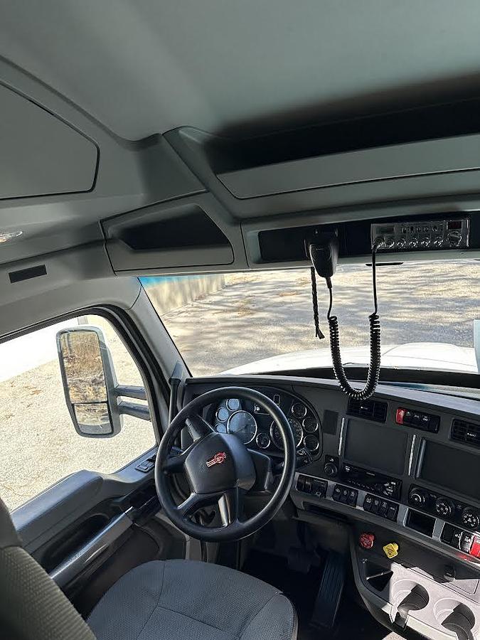 Used 2020 Kenworth T680 Conventional Sleeper Semi