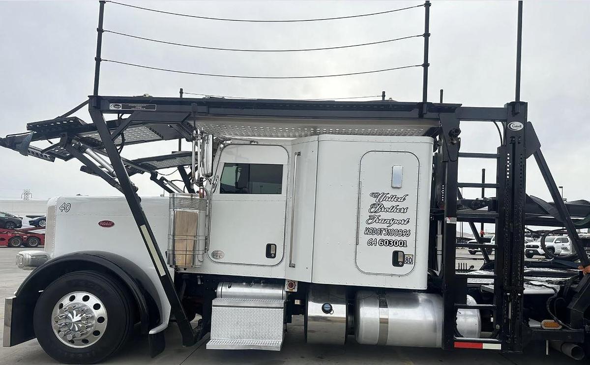 Used 2015 Peterbilt 389