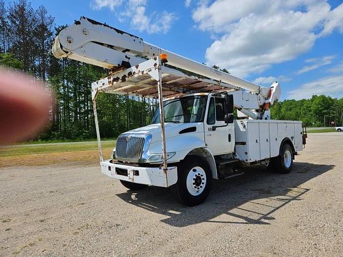 Used 2005 International 4300 DT466