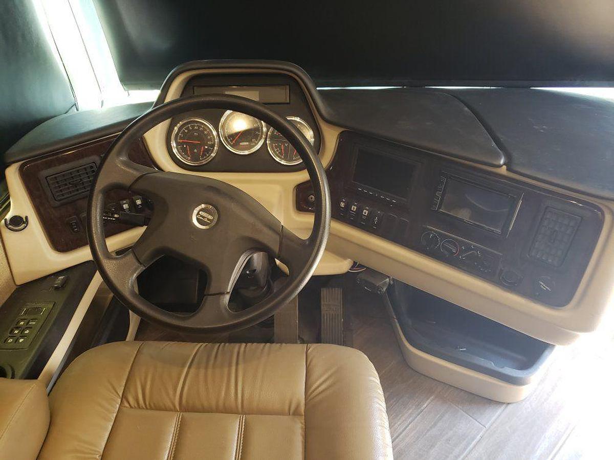 Used 2018 Holiday Rambler Endeavor XL 38N  360 XCM Diesel Pusher Motorhome