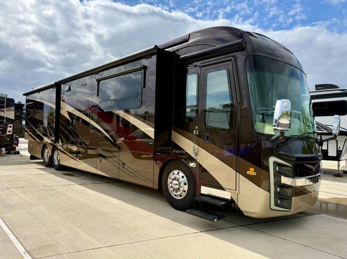 Used 2017 Entegra Aspire 42DEQ