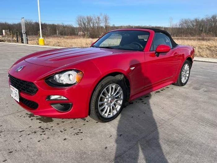 Used 2018 Fiat Spider 124 Classica