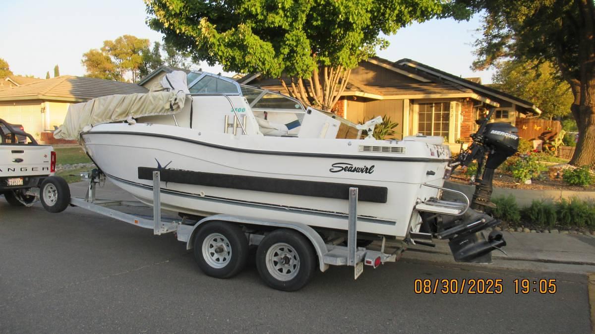 Used 2000 Sea Swirl Striper