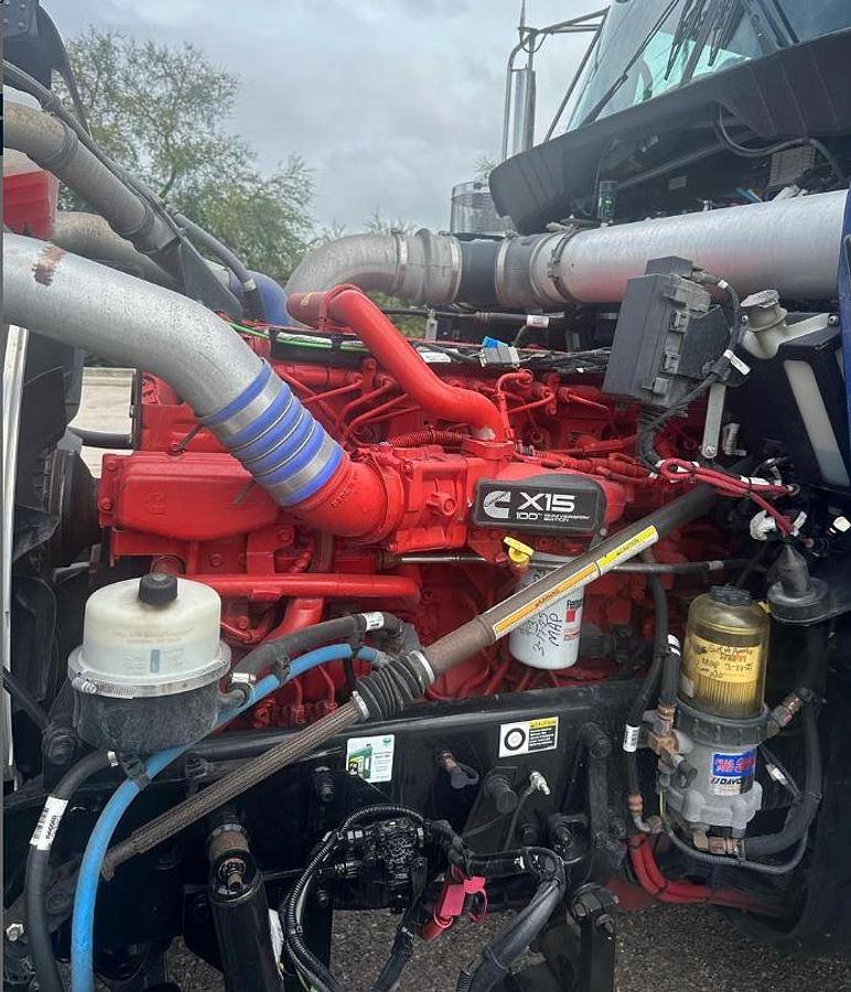 Used 2020 Kenworth W900 Sleeper Semi Truck