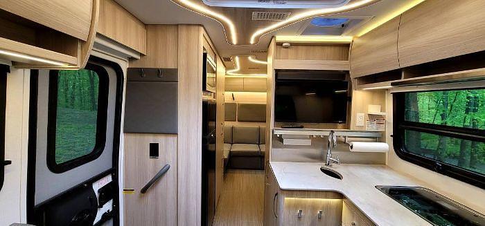 Used 2021 Leisure Travel Unity U24RL