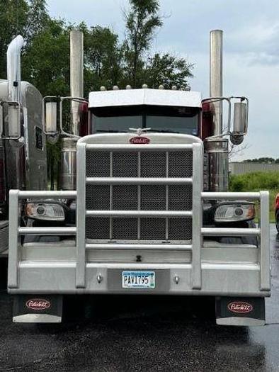 Used 2009 Peterbilt 388