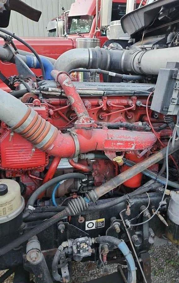 Used 2012 Kenworth W900L Sleeper Semi Truck