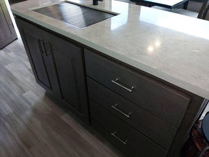 Used 2021 Alliance RV Paradigm 370FB