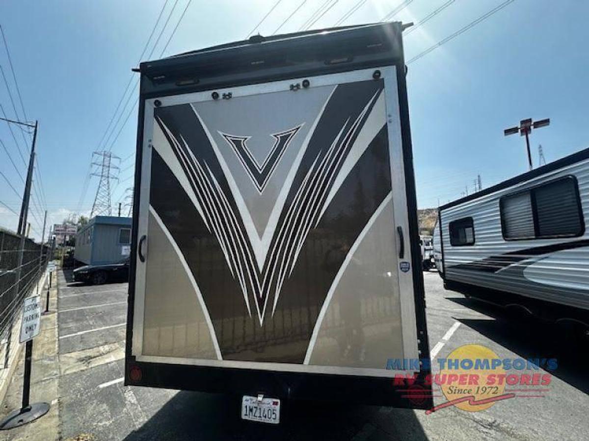 Used 2017 Dutchmen Voltage Epic V3900