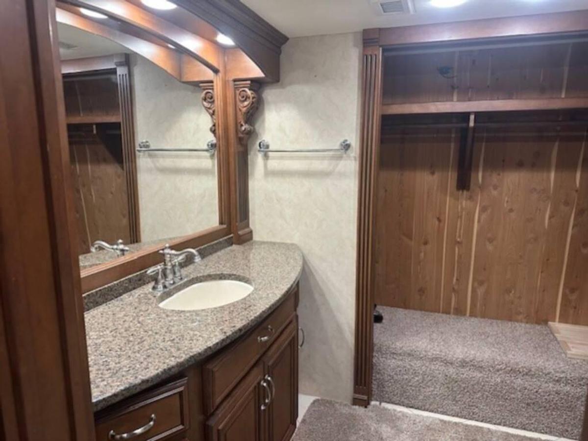 Used 2010 Entegra Cornerstone 45RB