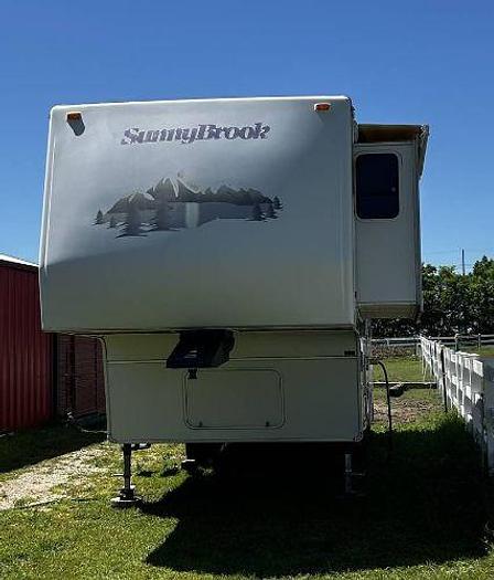 Used 2004 SunnyBrook Titan 31ft BWFS