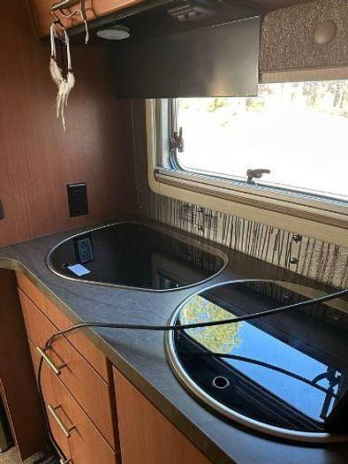 Used 2013 Winnebago Via 25Q