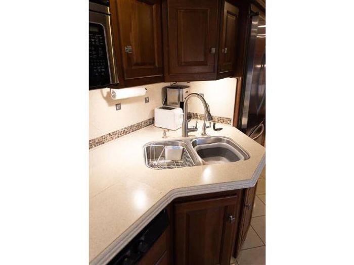 Used 2013 Itasca Meridian 36M