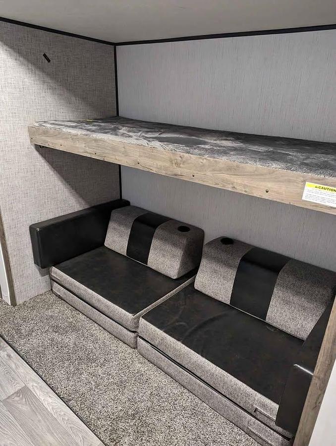 Used 2021 Heartland Pioneer DS320