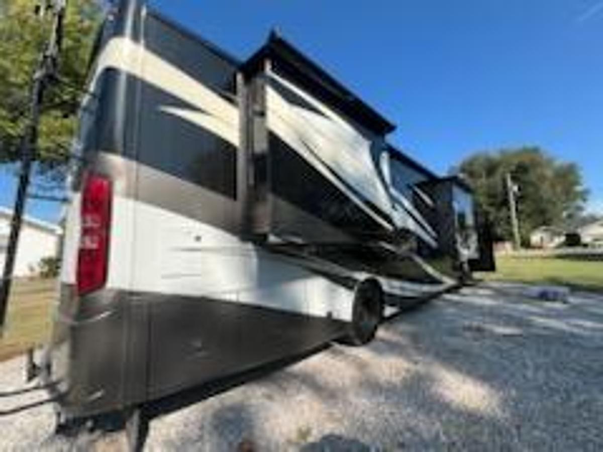 Used 2012 Forest River Berkshire 360FWS