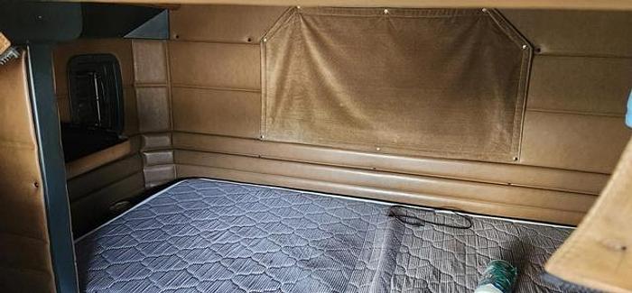 Used 1998 Peterbilt 379 EXHD