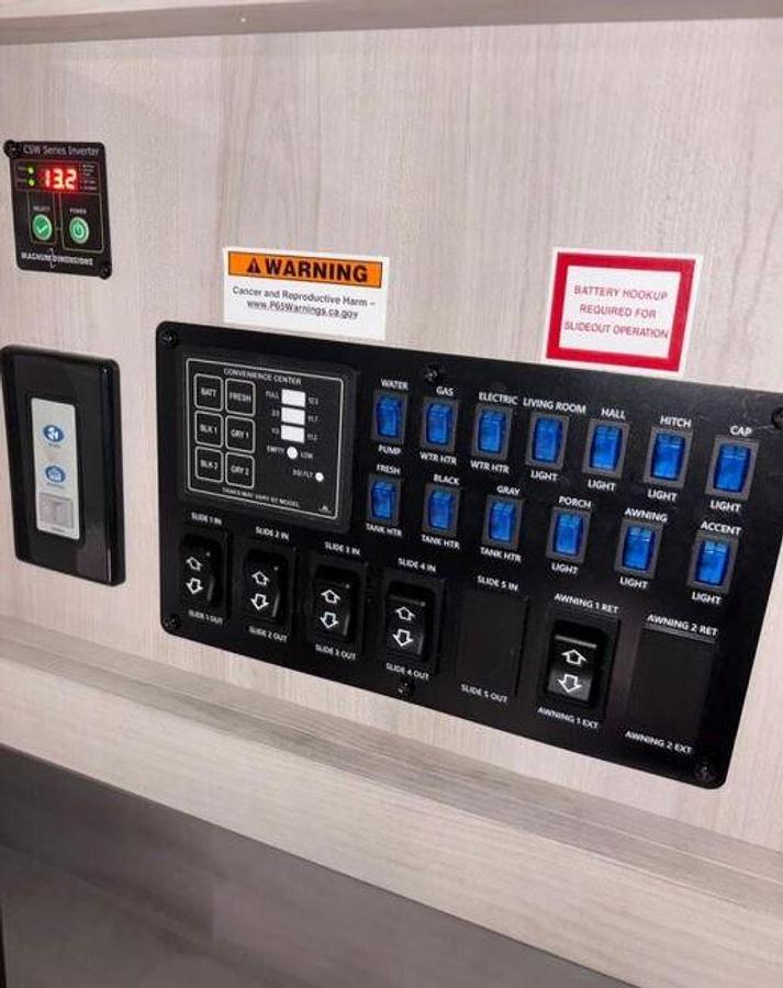 Used 2024 Keystone Montana High Country 377FL Fifth Wheel