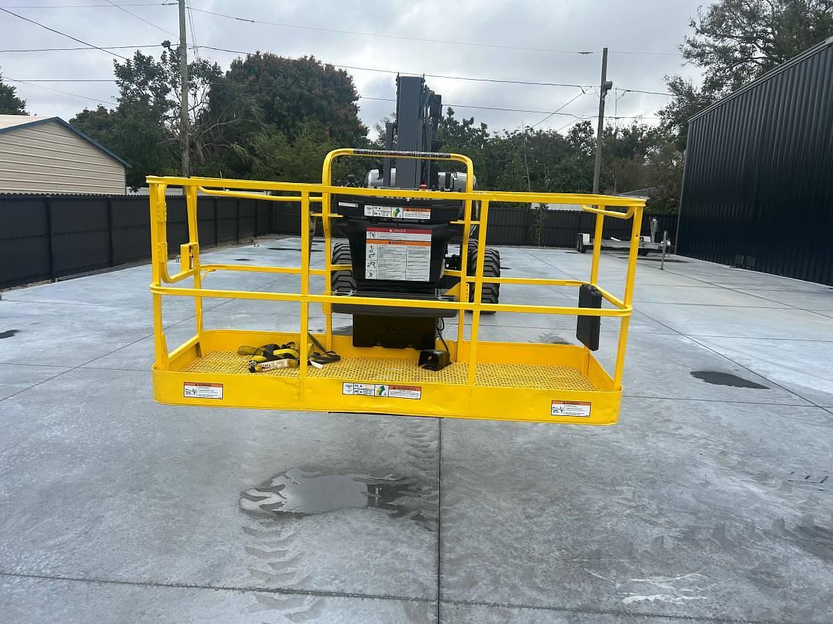 Used 2003 JLG 800AJ Man Lift