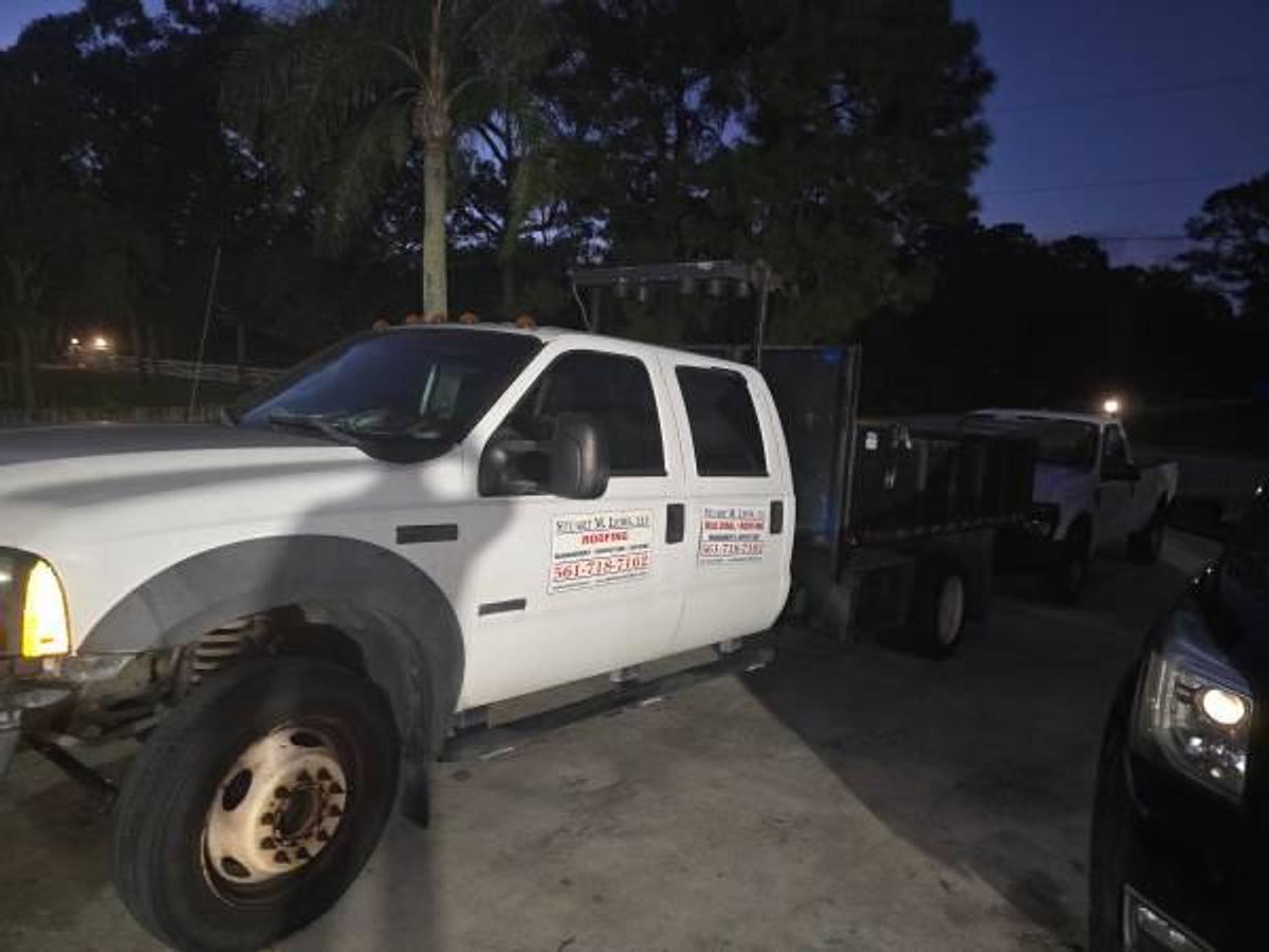 Used 2003 Ford F-350 Super Duty Dump Truck