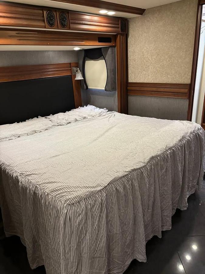 Used 2013 American Coach American Revolution 38S Class A Motorhome