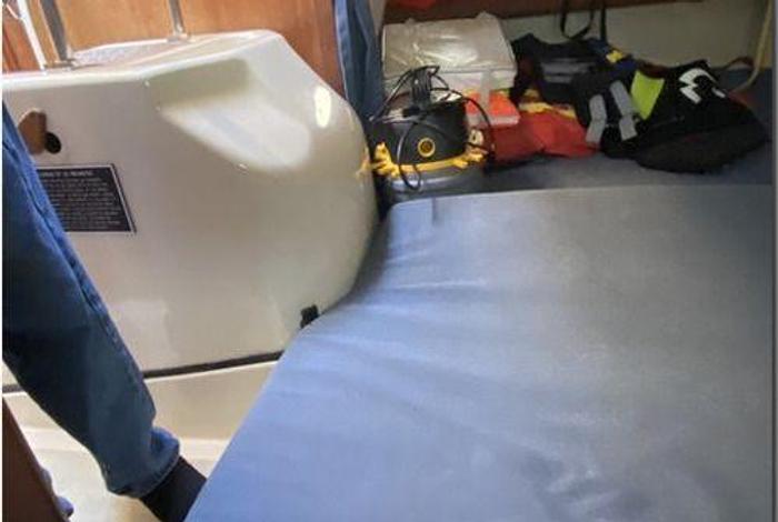 Used 1996 Hunter 29.5